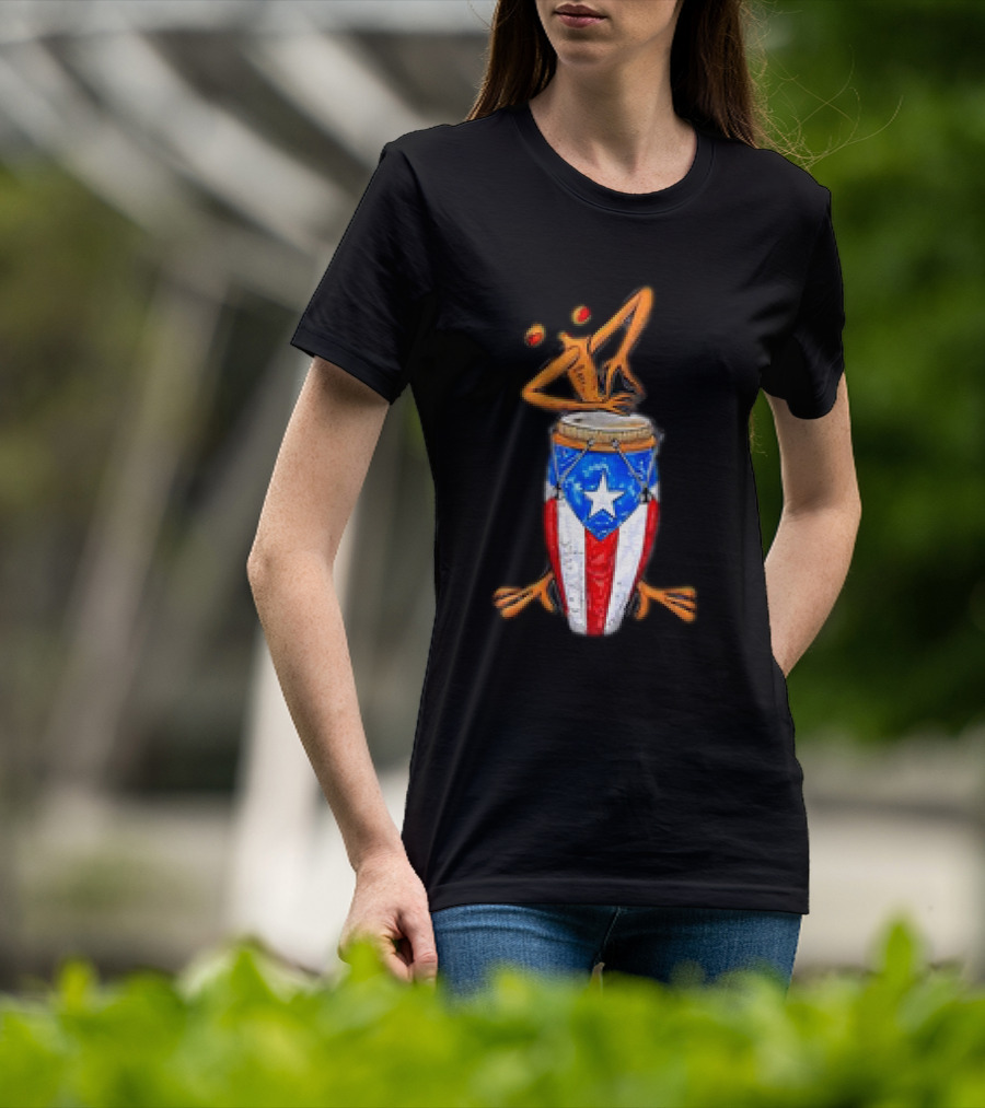 Boricua Puerto Rican Coqui Playing Drum Taino Flag T-Shirt