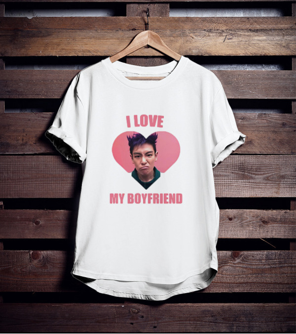 I LOVE MY BOYFRIEND Heart Face Pink Hair T-Shirt
