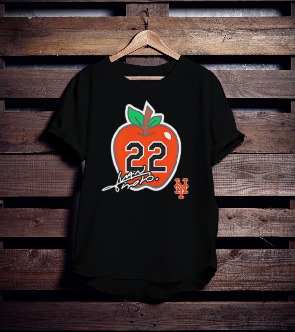 Juan Soto 22 New York Mets Apple T-Shirt
