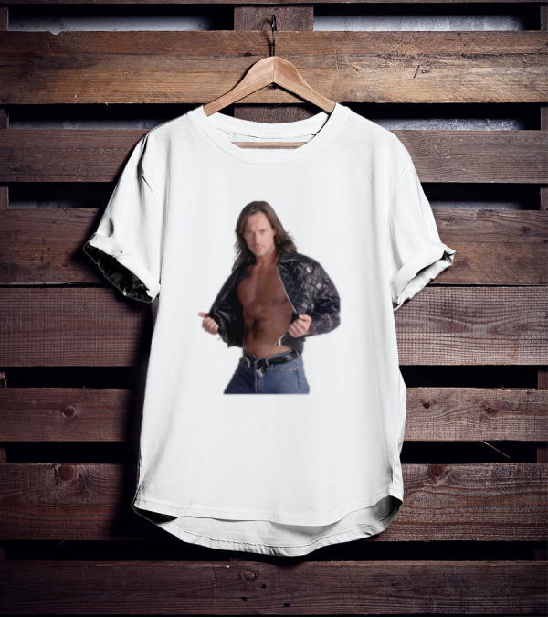 The Night's Kevin Sorbo In Classic Tough-Guy Leather Look T-Shirt