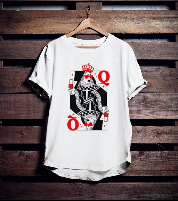Queen Of Hearts Card Red Heart Glasses T-Shirt