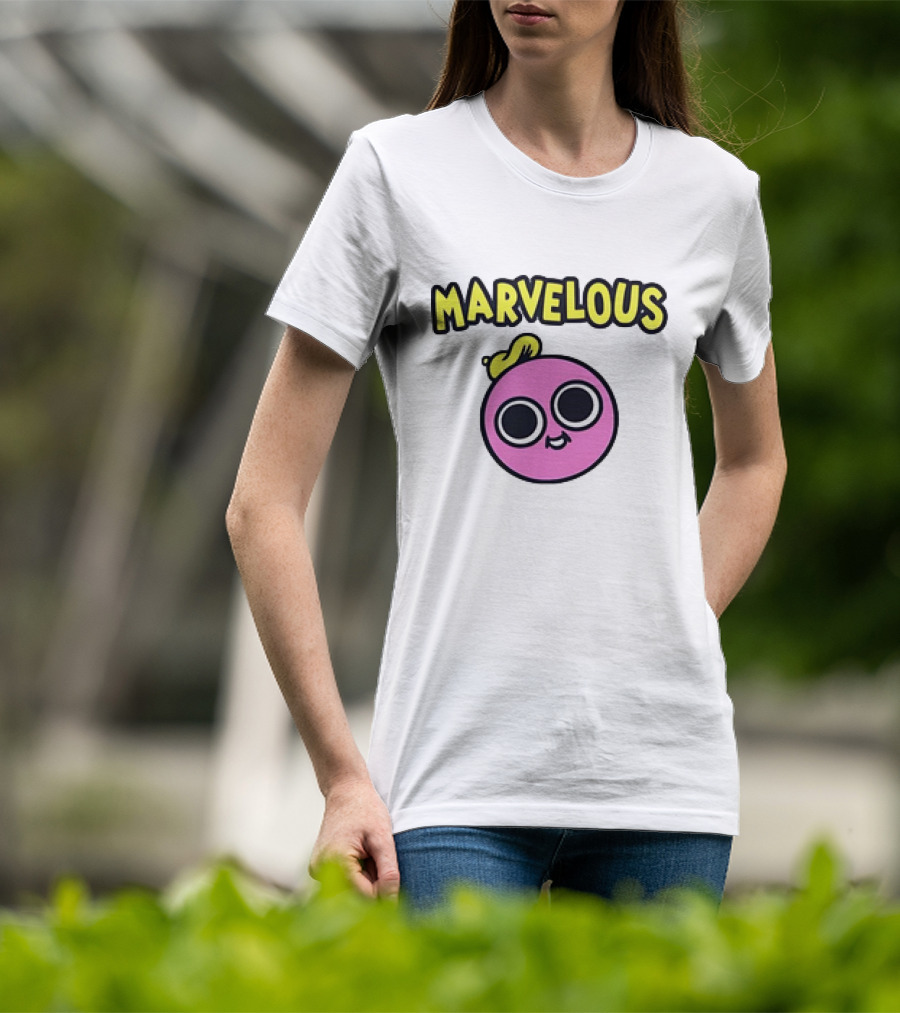 MARVELOUS Cute Pink Smiley Face With Large Eyes And Yellow Hair T-Shirt