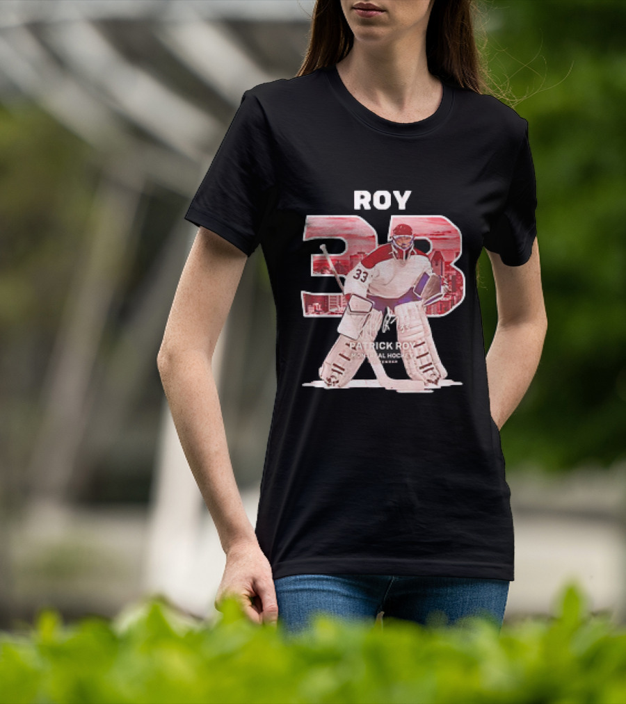 Patrick Roy 33 Montreal Hockey NHL Throwback Vintage Signature T-Shirt