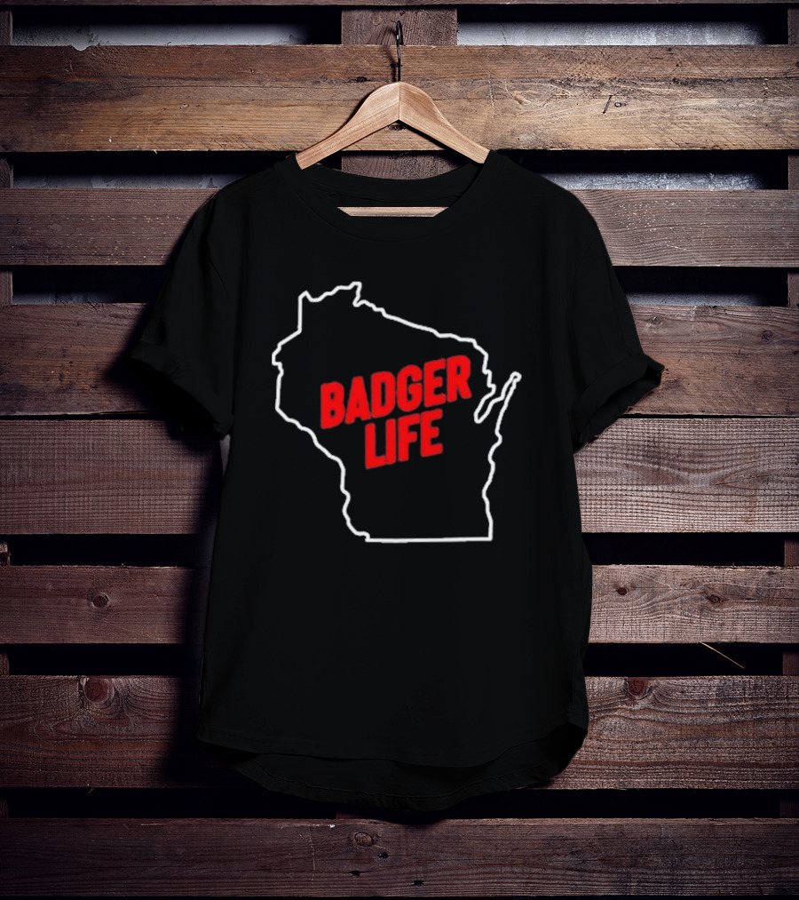 America's Dairyland Wisconsin Badger Life Map Design T-Shirt