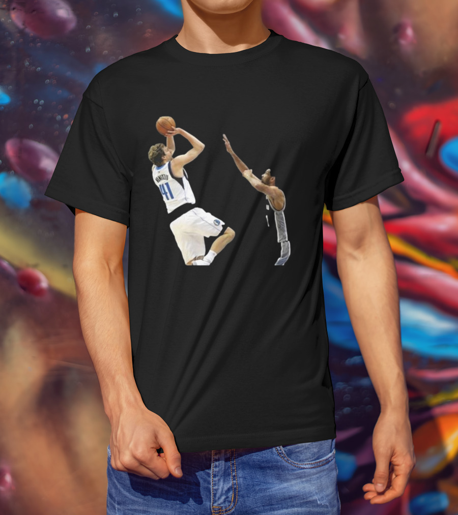 Dirk Nowitzki Fadeaway Jumper Over Tim Duncan NBA Iconic Moment T-Shirt
