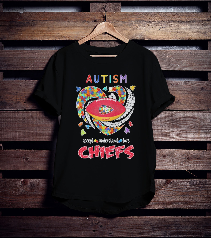 Autism Accept Understand Love Kansas City Chiefs Puzzle Heart T-Shirt