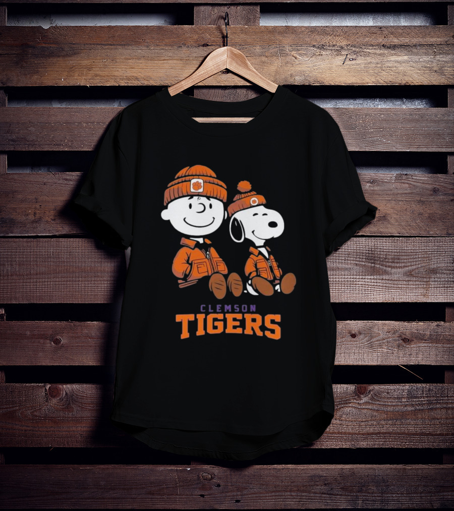 Clemson Tigers X Snoopy And Charlie Brown 2025 T-Shirt