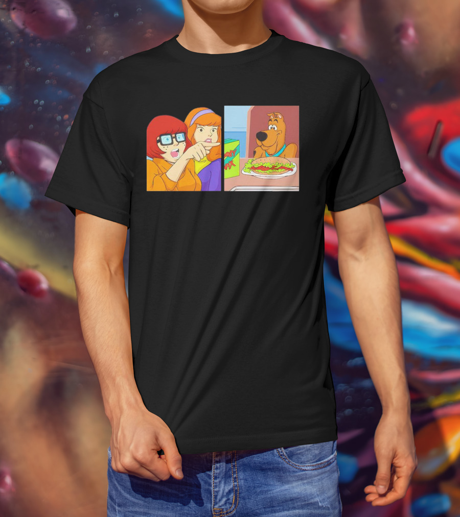Velma Daphne Scooby-Doo Mystery Incorporated Funny Pizza Reaction T-Shirt