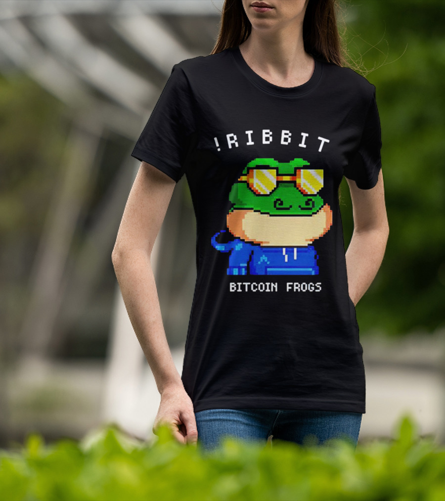 Ribbit Bitcoin Frogs Pixel Art Frog With Sunglasses T-Shirt