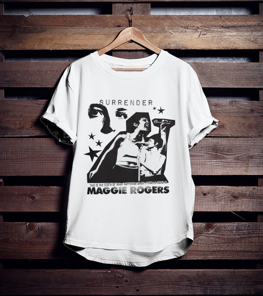 Surrender Stage Photo Maggie Rogers T-Shirt