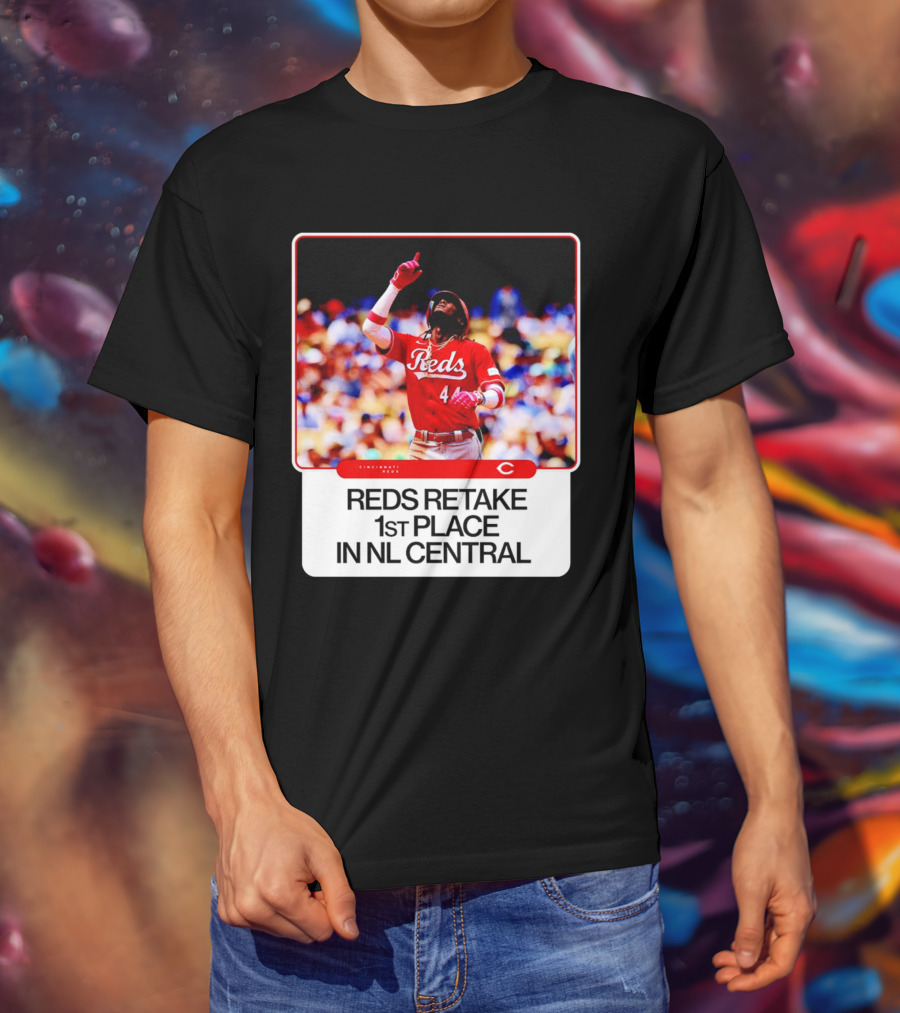 Cincinnati Reds Retake 1st Place In NL Central Elly De La Cruz T-Shirt