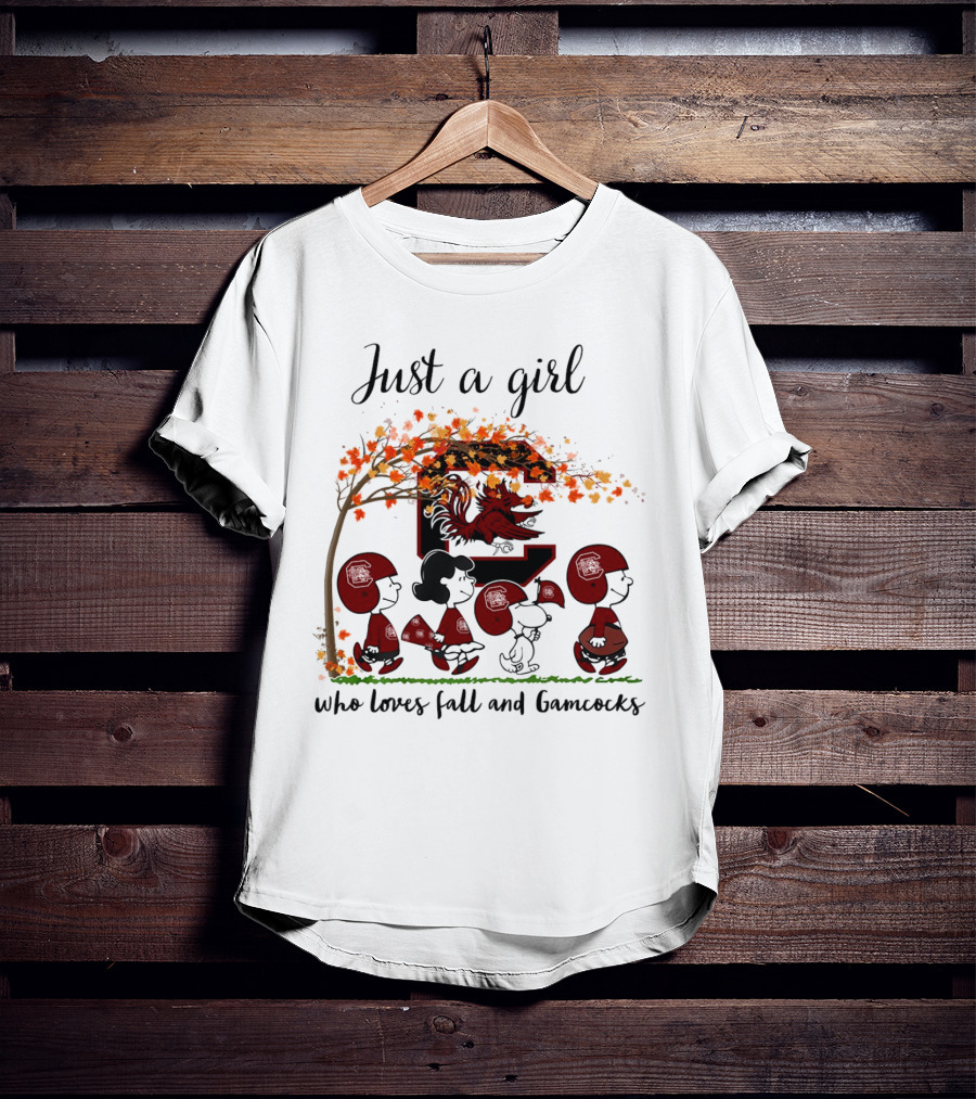 Just A Girl Who Loves Fall And Gamecocks Peanuts Cartoon T-Shirt