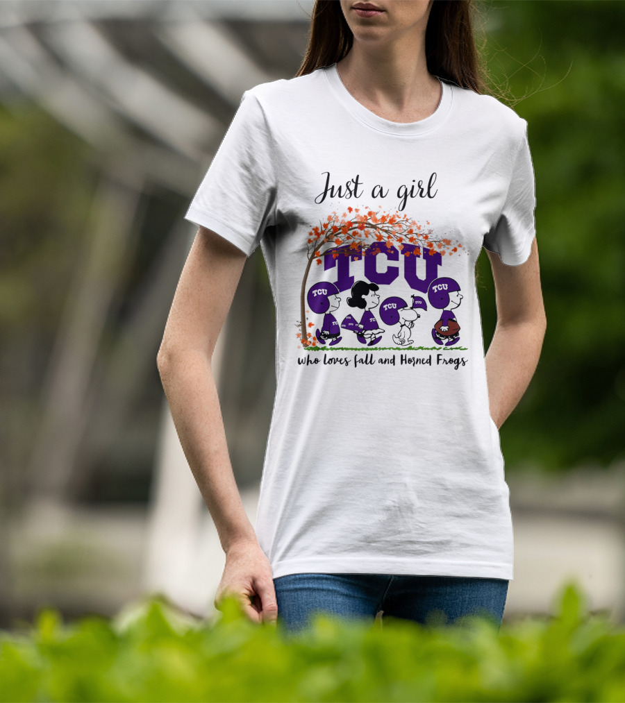 Just A Girl Who Loves Fall TCU Horned Frogs Peanuts Cartoon T-Shirt