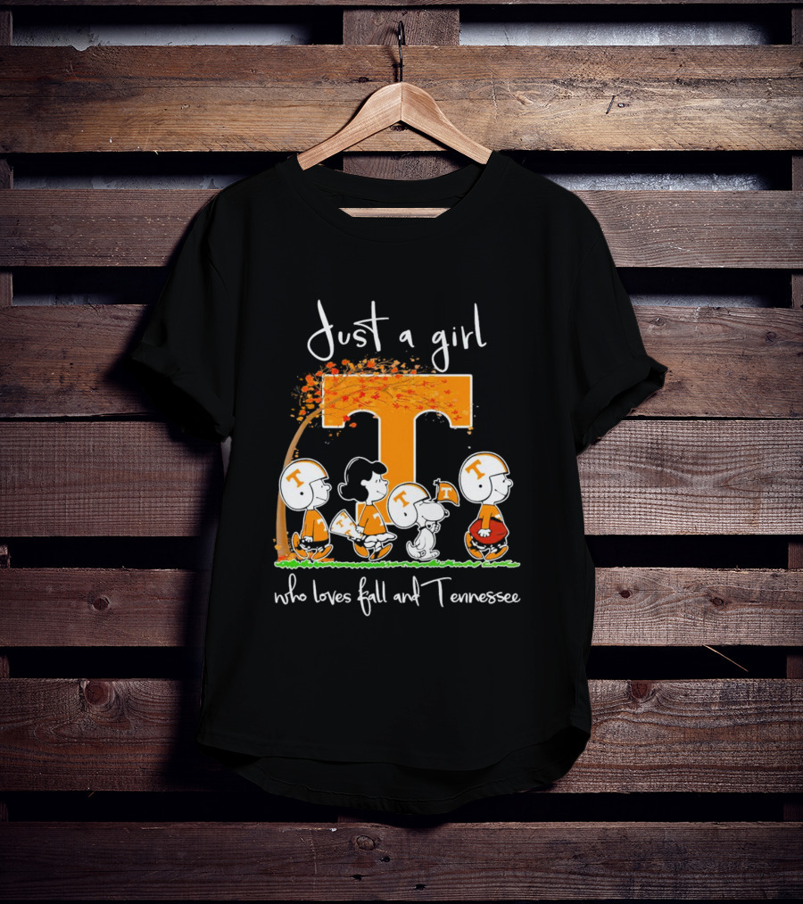 Just A Girl Who Loves Fall And Tennessee Volunteers Peanuts T-Shirt