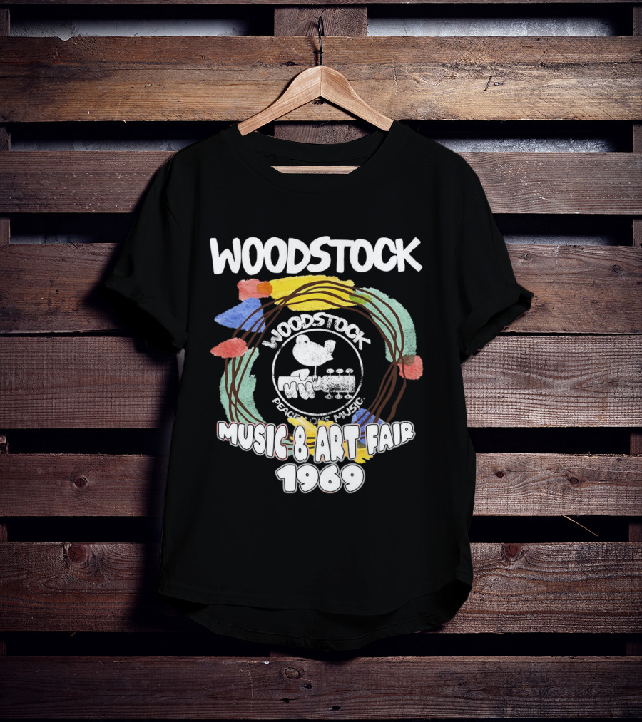 WOODSTOCK Music And Art Fair 1969 Peace And Music T-Shirt