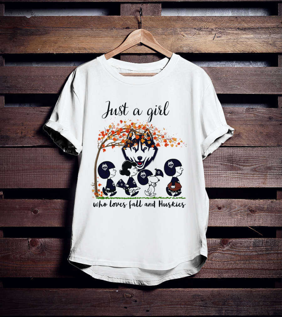 Just A Girl Who Loves Fall And Huskies Peanuts Cartoon T-Shirt