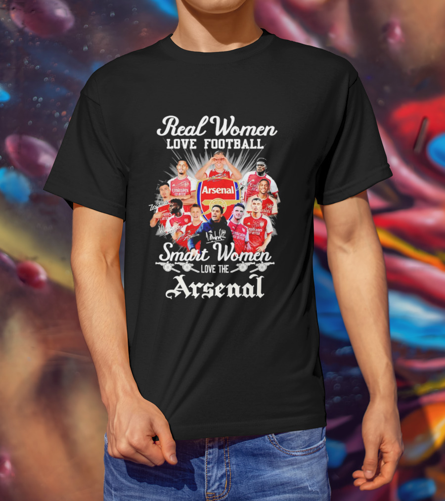 Real Women Love Football Smart Women Love The Arsenal FC Signatures Players Jersey Fan T-Shirt