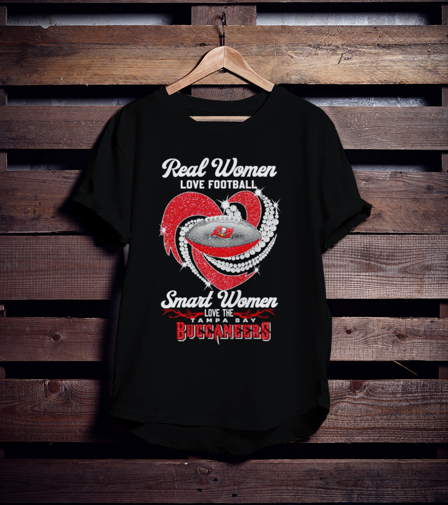 Real Women Love Football Smart Women Love The Tampa Bay Buccaneers Football Heart T-Shirt