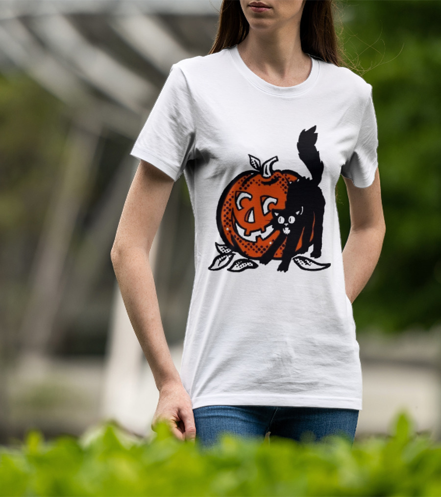Vintage Halloween Pumpkin And Black Cat T-Shirt
