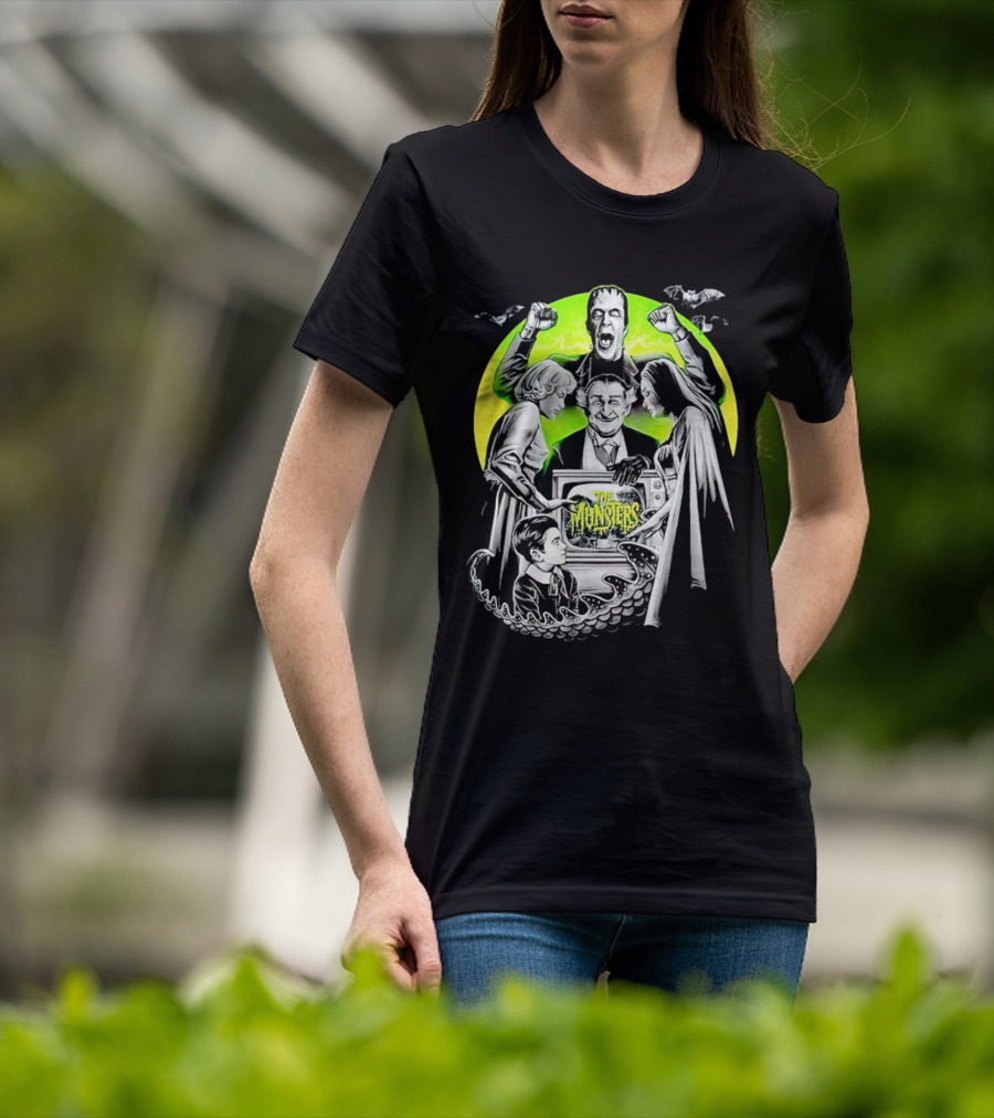 The Munsters Classic Vintage Horror Family T-Shirt