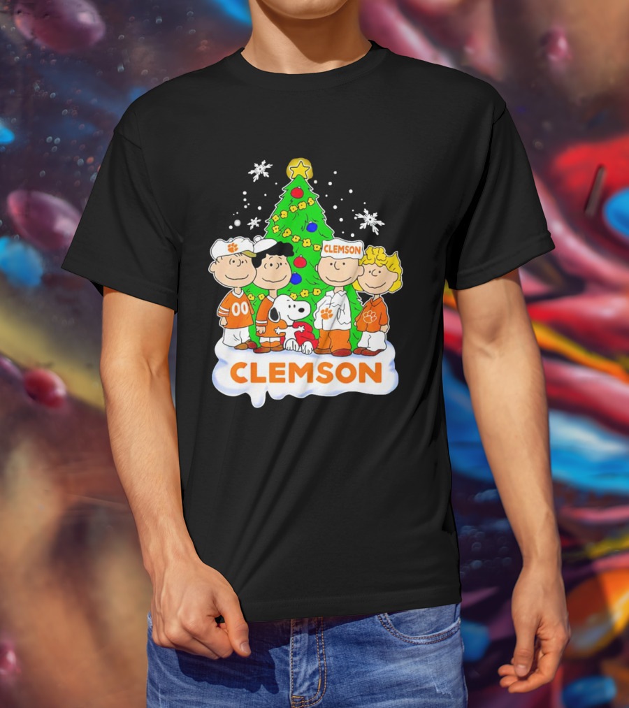 Clemson Christmas With Peanuts Gang And Festive Tree T-Shirt