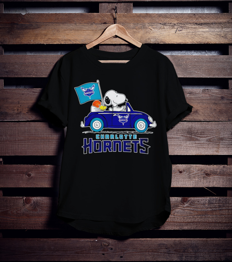 Charlotte Hornets Snoopy Dog Driving Car With Flag T-Shirt