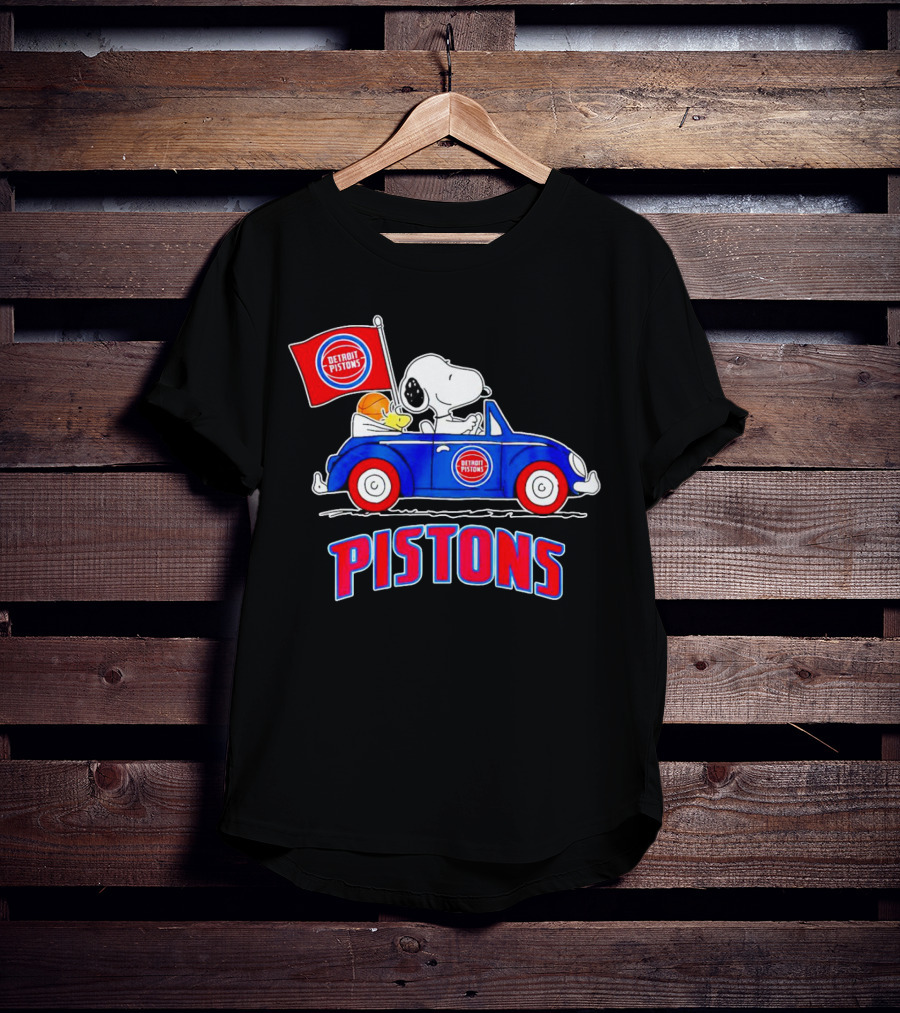 Detroit Pistons Basketball Snoopy Driving Car With Flag T-Shirt