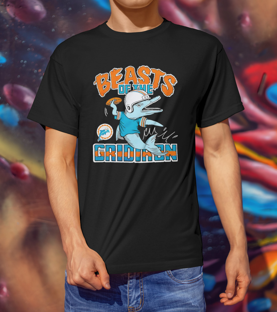 Miami Dolphins Beasts Of The Gridiron Football Dolphin Throwing Pass T-Shirt