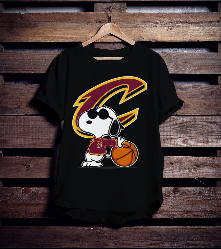 Snoopy Peanuts Cleveland Cavaliers NBA Basketball T-Shirt