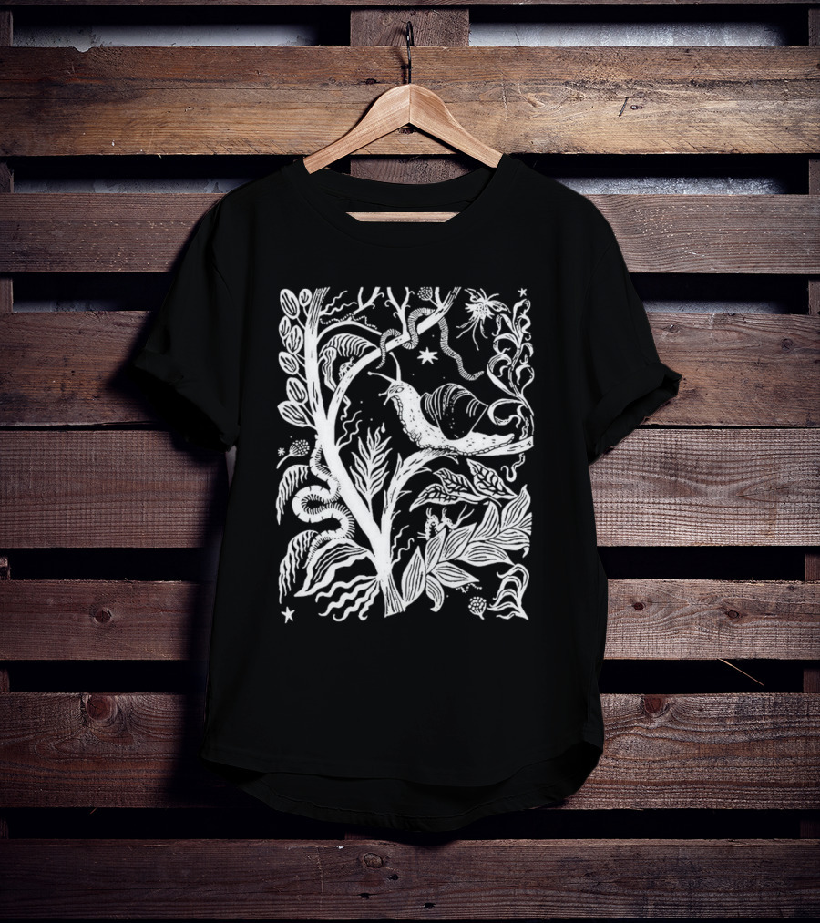 Elispencer November Enchanted Forest Snail Motif T-Shirt