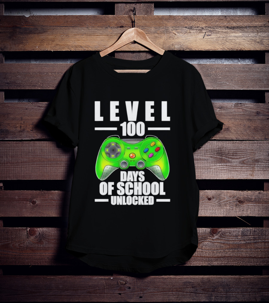 LEVEL 100 DAYS OF SCHOOL UNLOCKED GAMING CONTROLLER T-Shirt