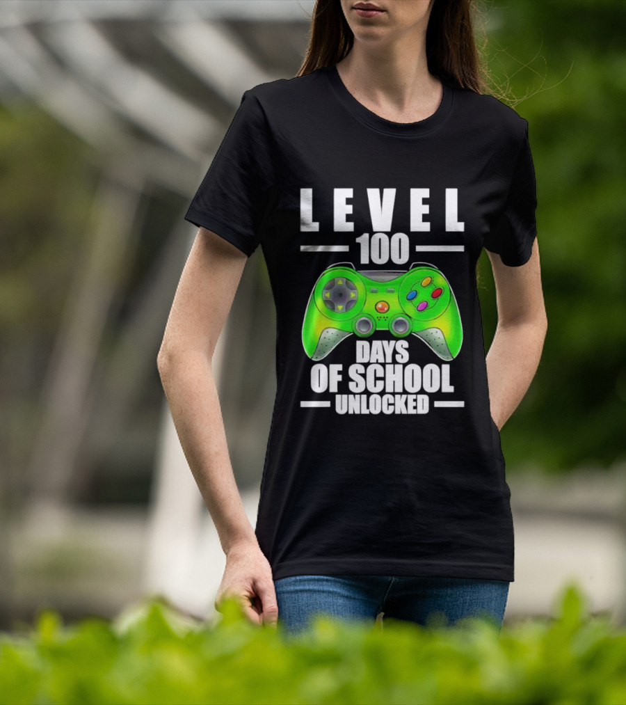 LEVEL 100 DAYS OF SCHOOL UNLOCKED GAMING CONTROLLER T-Shirt