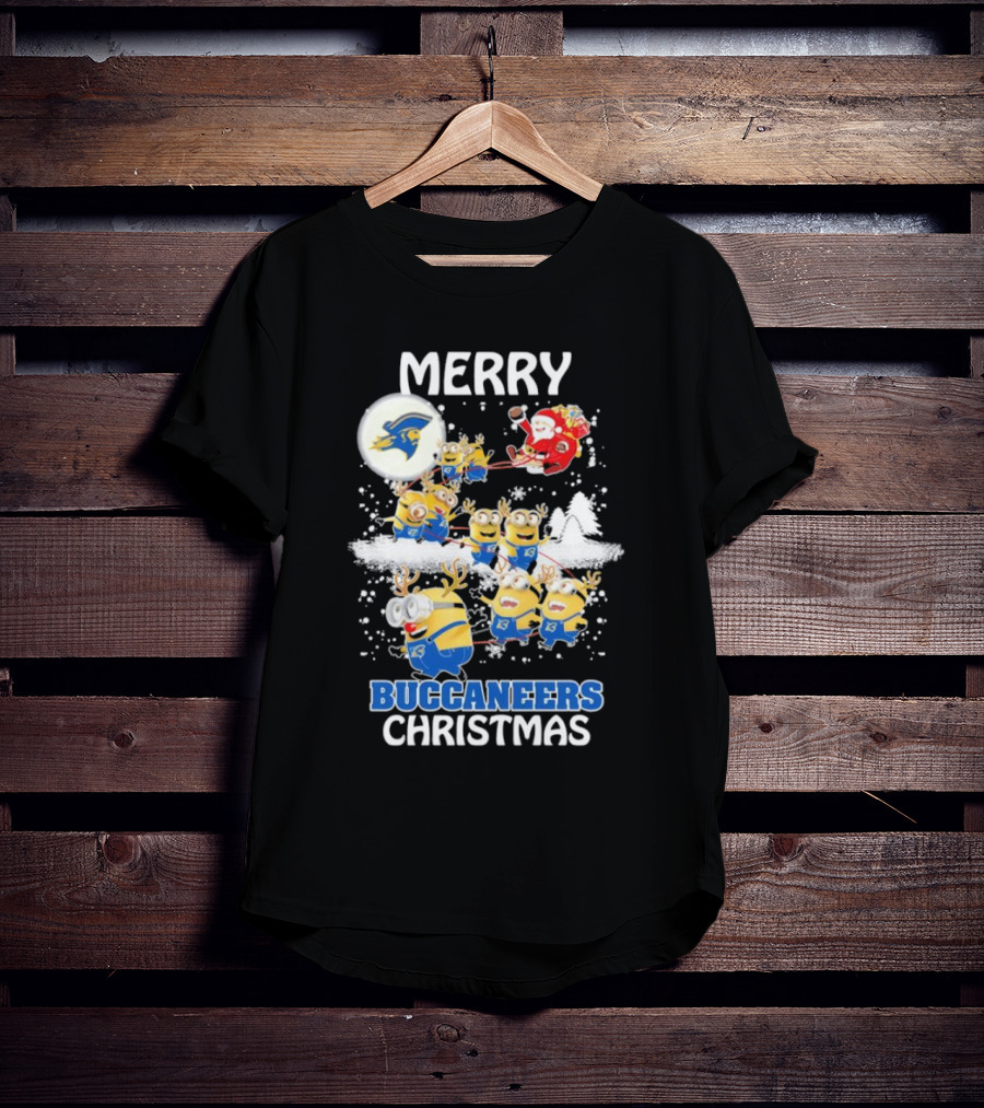 Merry Buccaneers Christmas Minions East Tennessee State Santa T-Shirt