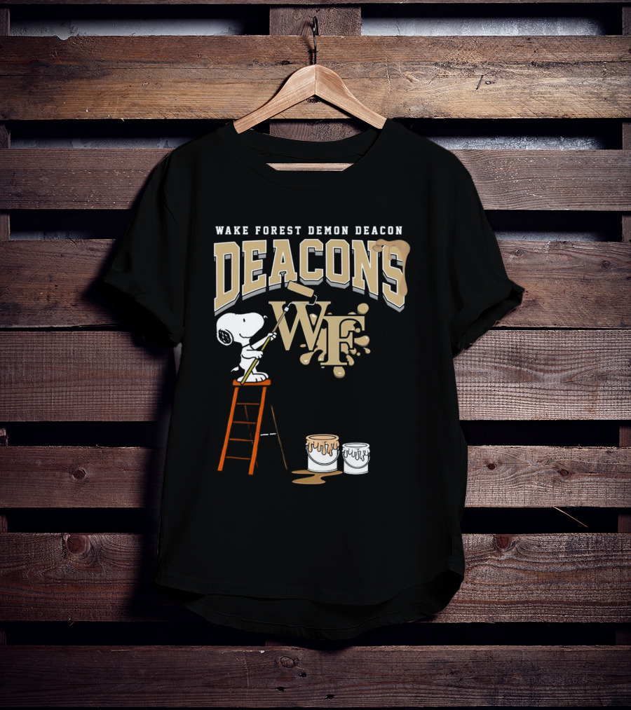 Wake Forest Demon Deacons Snoopy Painting Team Spirit T-Shirt