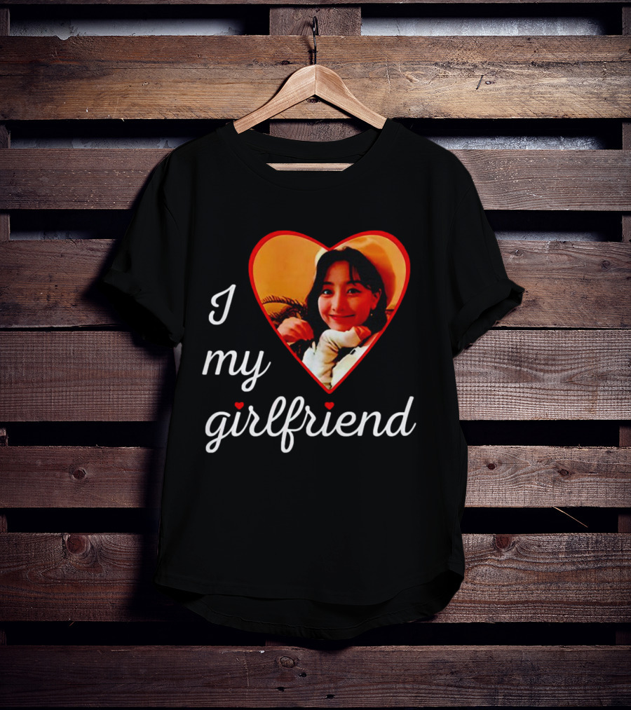 I Love My Girlfriend Jihyo Heart Photo T-Shirt