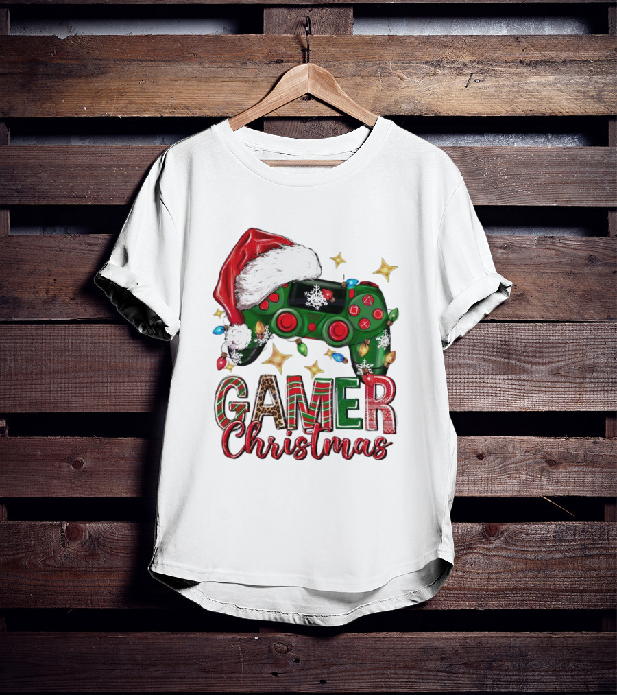 Gamer Christmas Santa Hat Game Controller Holiday Lights T-Shirt