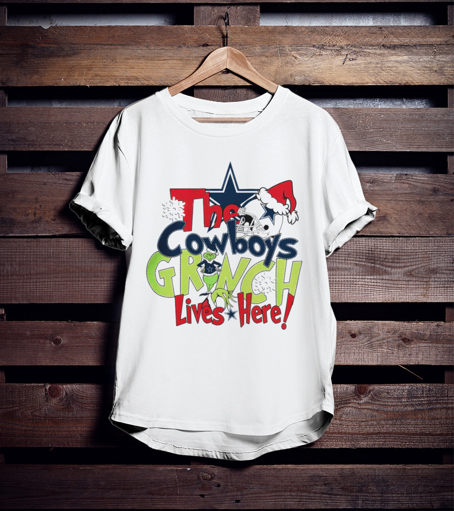 The Dallas Cowboys Grinch Lives Here Christmas T-Shirt