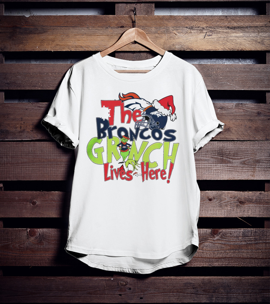 The Broncos Grinch Lives Here Christmas Denver Broncos Santa Hat Helmet T-Shirt