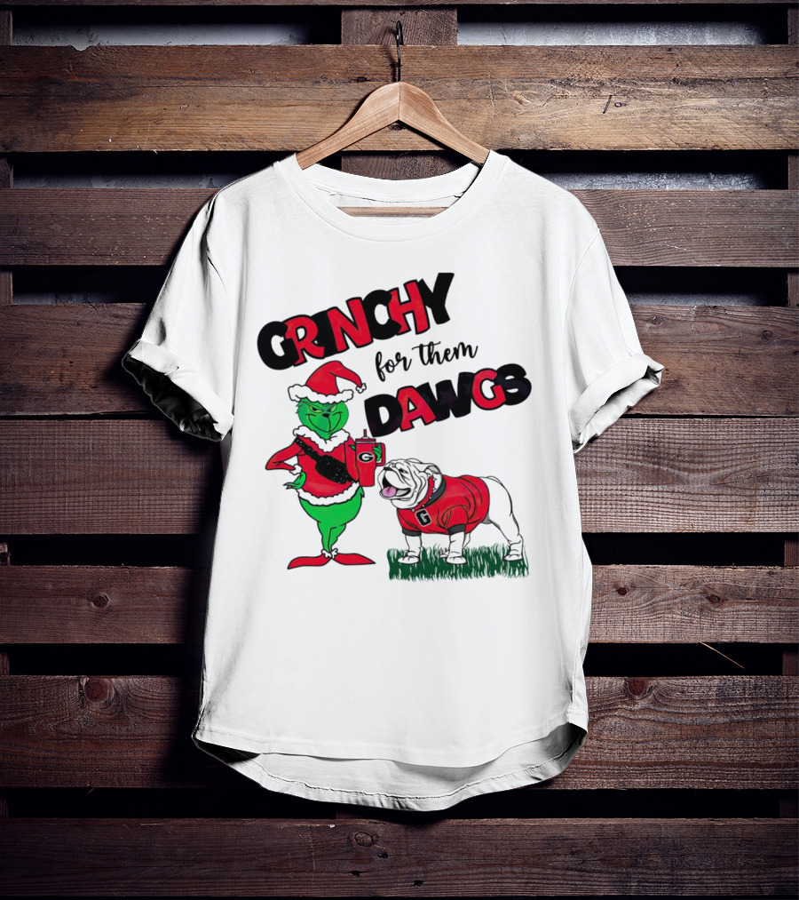 Grinchy For Them Dawgs Georgia Bulldogs Football Christmas Grinch Holding Drink And Bulldog Wearing Red T-Shirt