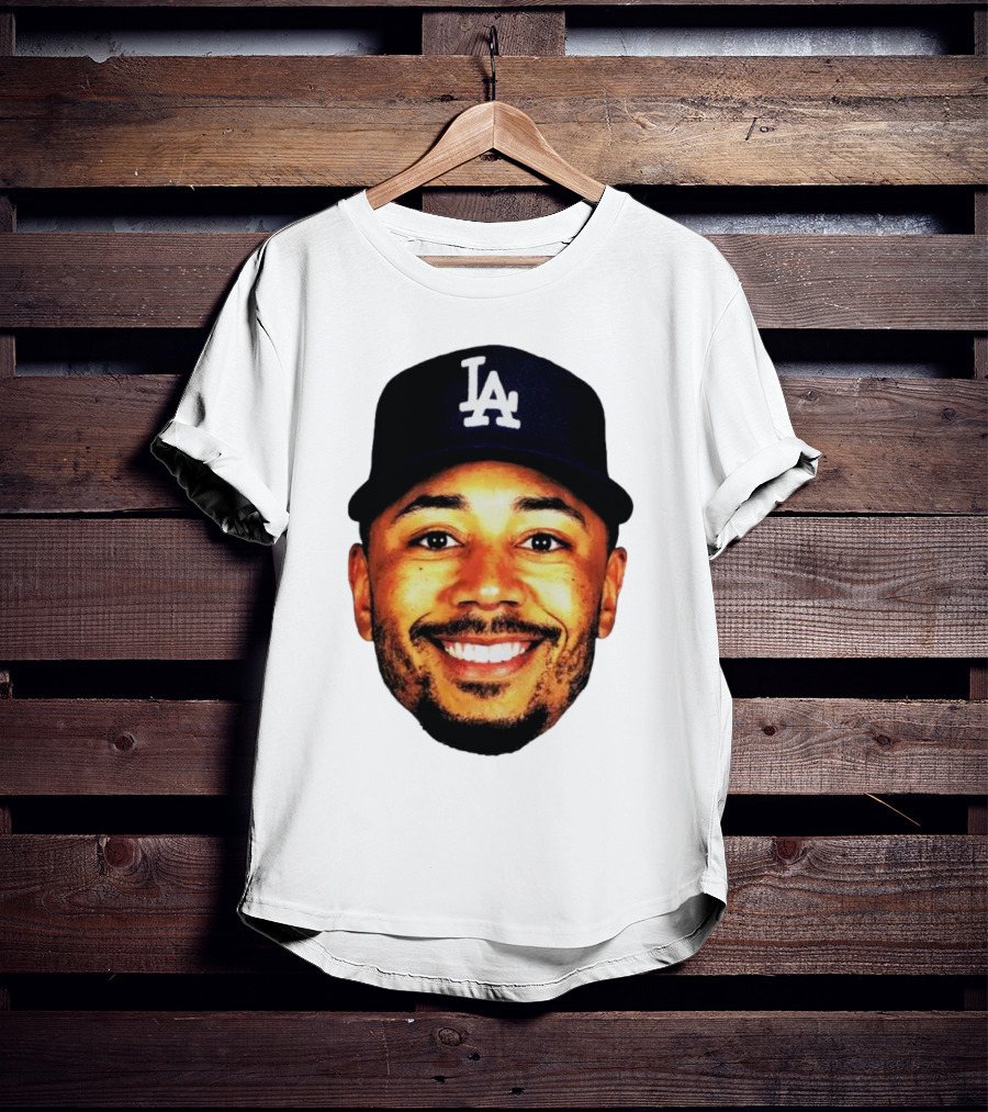 Mookie Betts Los Angeles Dodgers LA Cap Big Face T-Shirt
