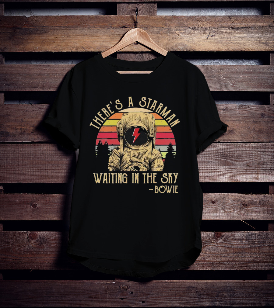 There's A Starman Waiting In The Sky Bowie Vintage Astronaut Rainbow Lightning T-Shirt