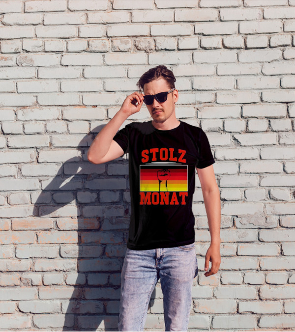Stolz Monat Fist With German Flag Colors T-Shirt