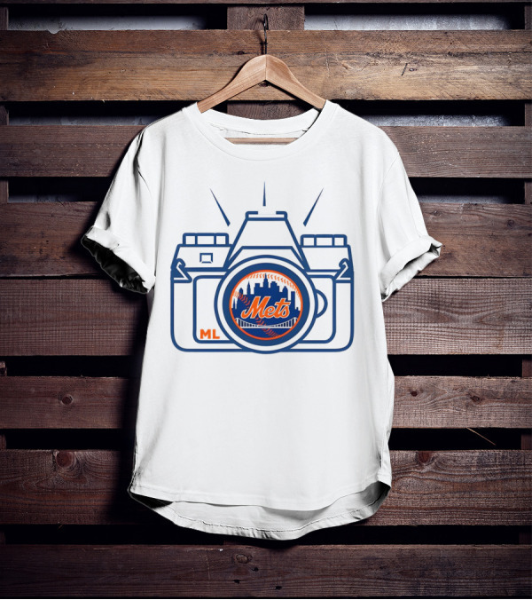 New York Mets Francisco Alvarez Marc Levine Camera T-Shirt