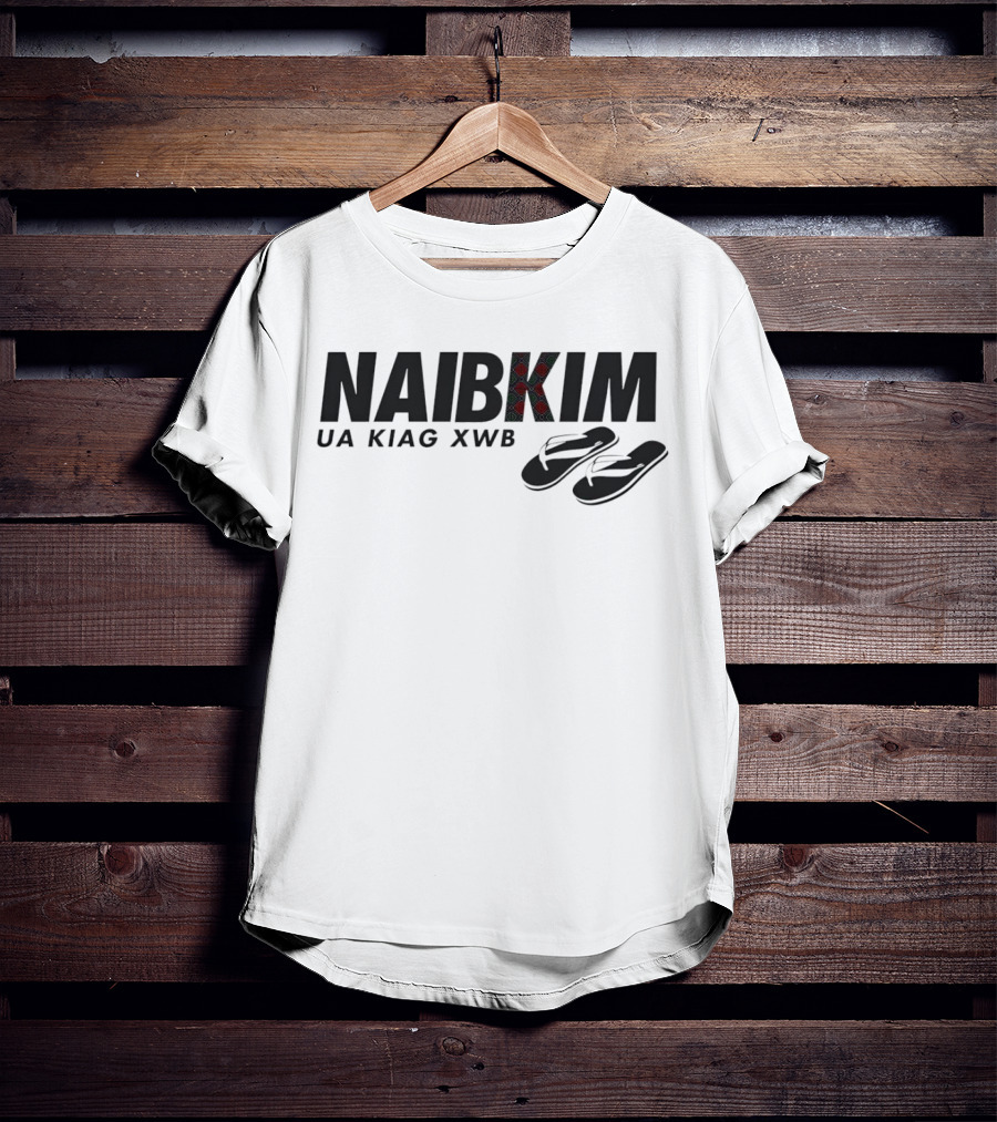 Naibkim Ua Kiag Xwb Floral K Sandals T-Shirt