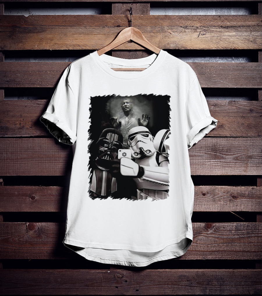 Star Wars Darth Vader And Stormtrooper Taking Selfie With Han Solo Frozen In Carbonite T-Shirt