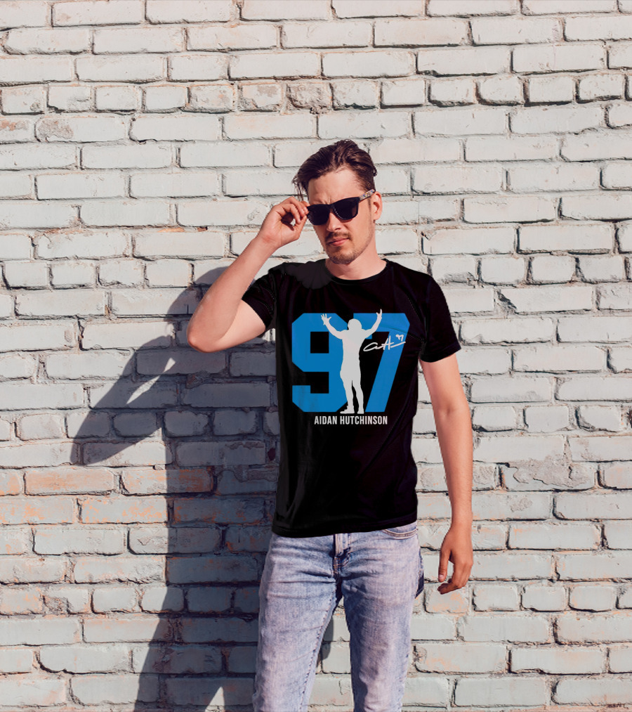 Aidan Hutchinson 97 Detroit Lions Silo Signature T-Shirt