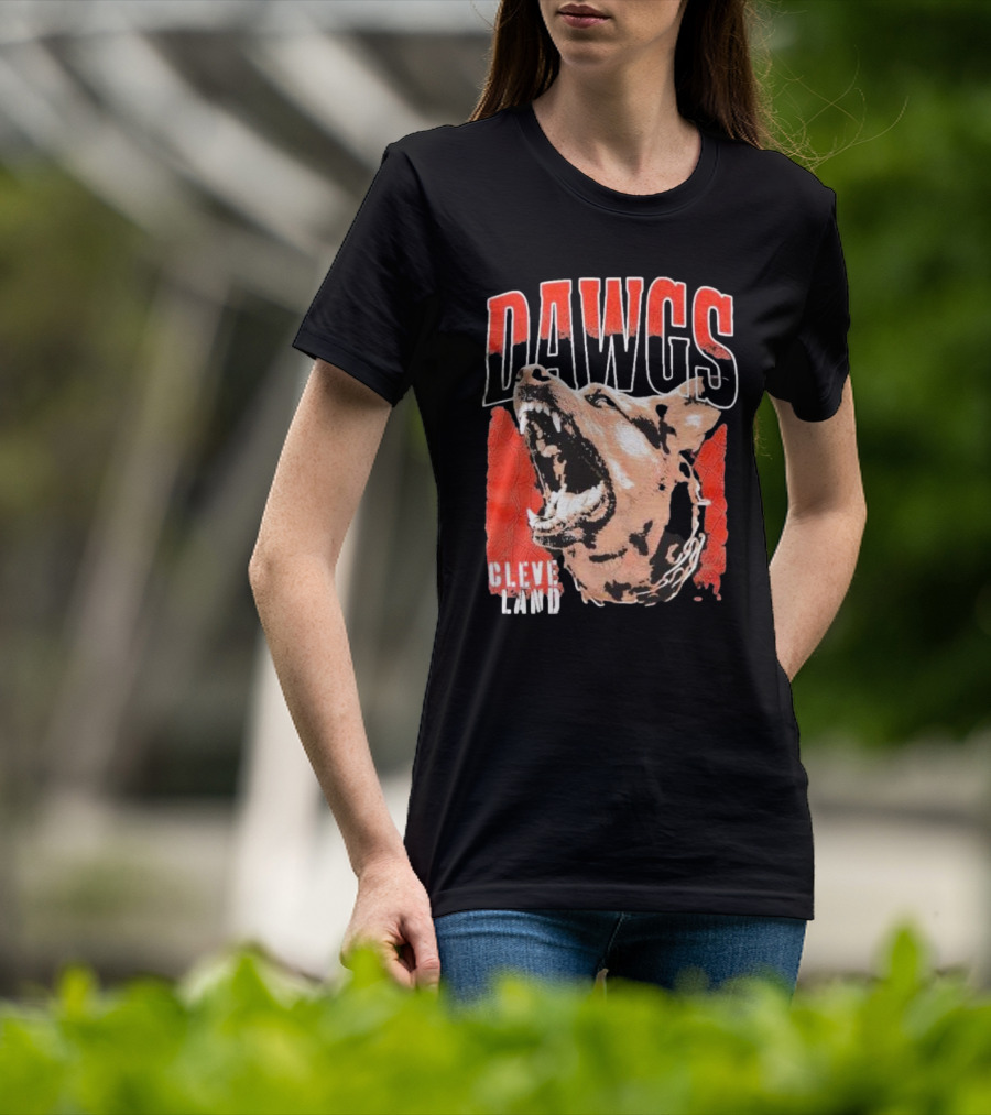 DAWGS Cleveland Browns Vintage Retro Fierce Dog T-Shirt