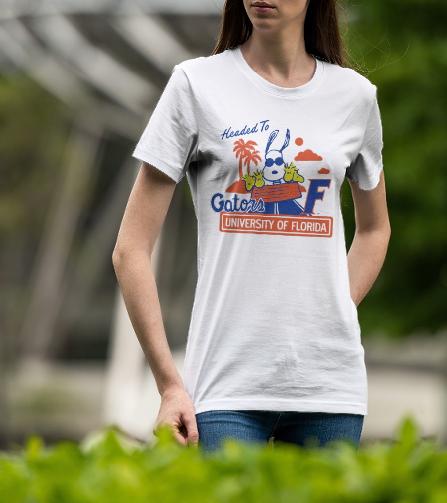 Headed To Gators University Of Florida Snoopy Woodstock Palm Trees Clouds T-Shirt