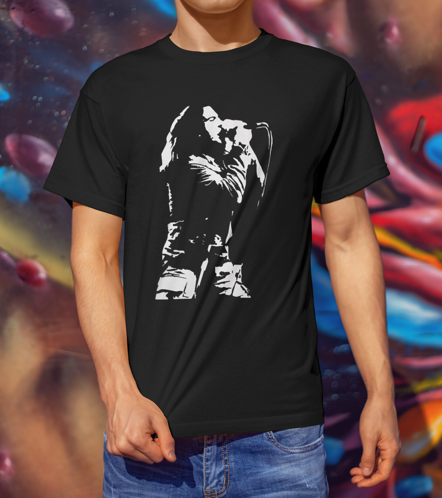 Eddie Vedder Pearl Jam Mic Performance T-Shirt