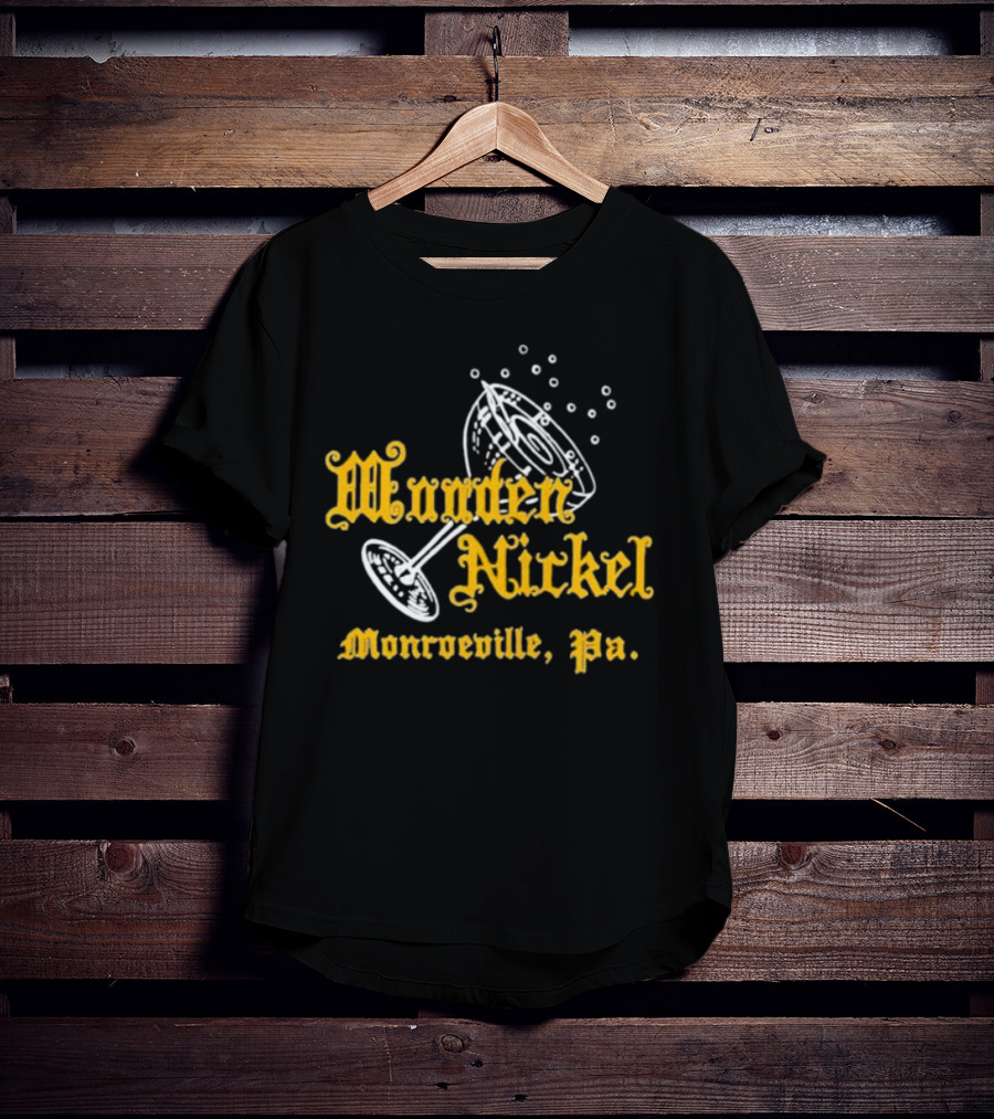 Wooden Nickel Monroeville Pa Vintage Cocktail Glass T-Shirt